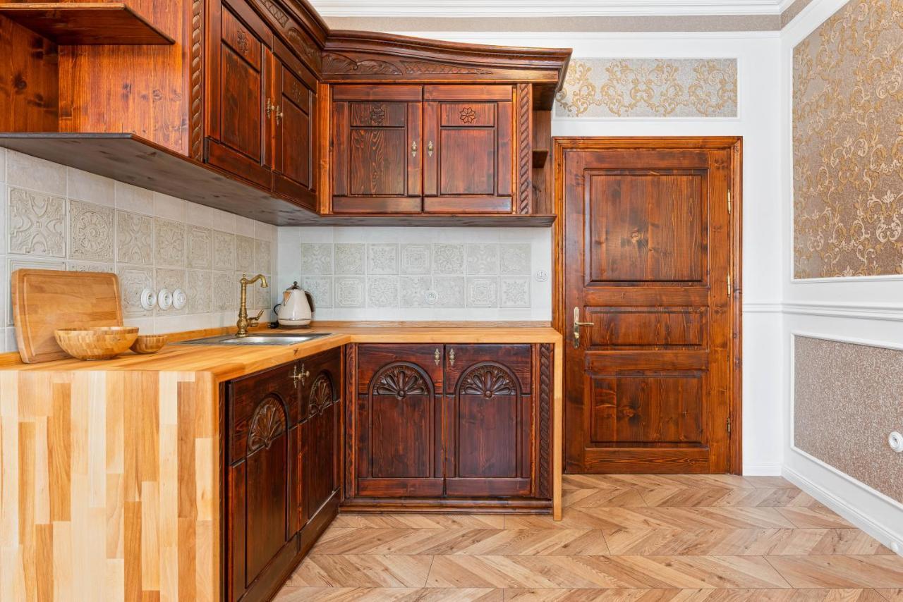 Villa Libosad Jičín Buitenkant foto