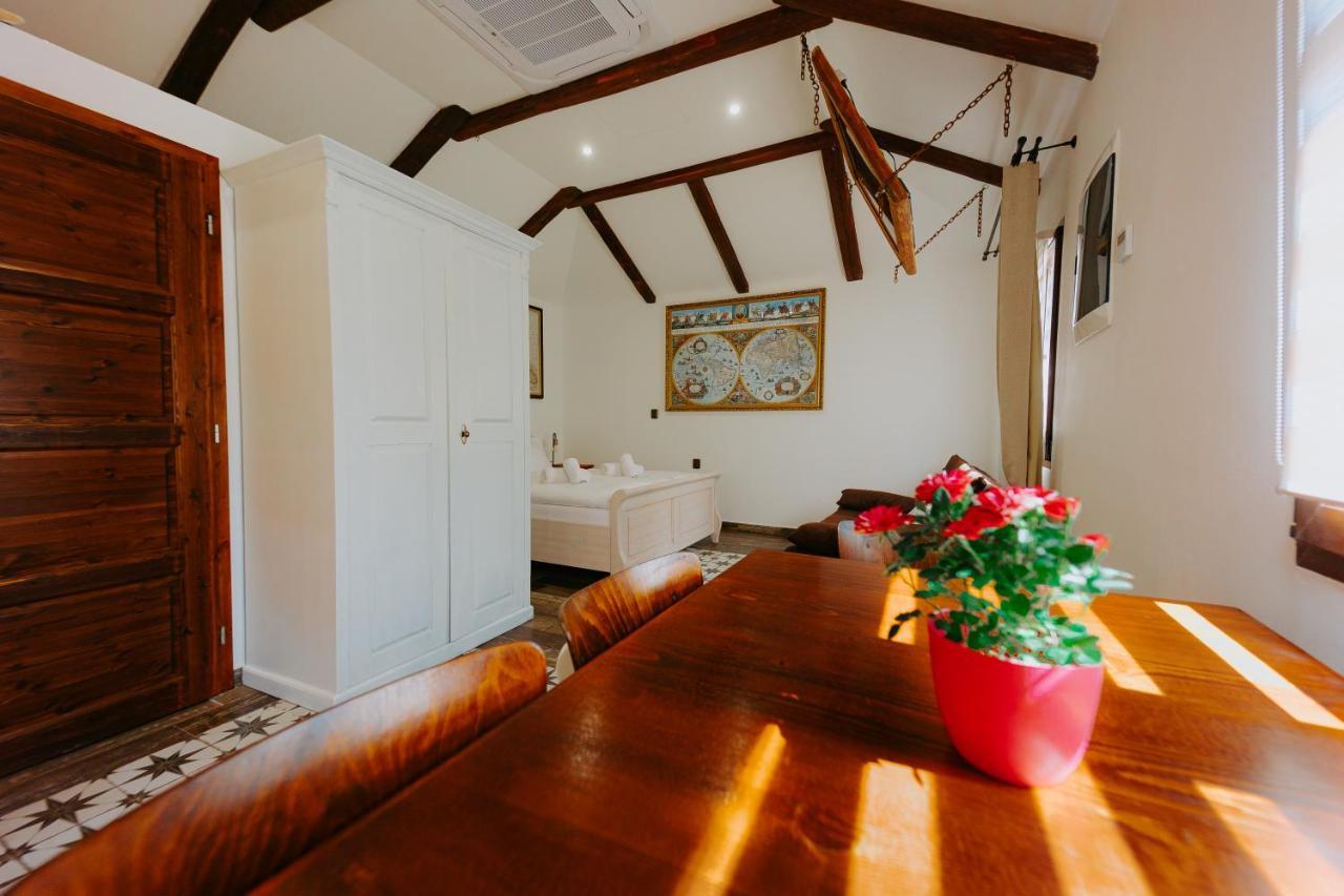 Villa Libosad Jičín Buitenkant foto