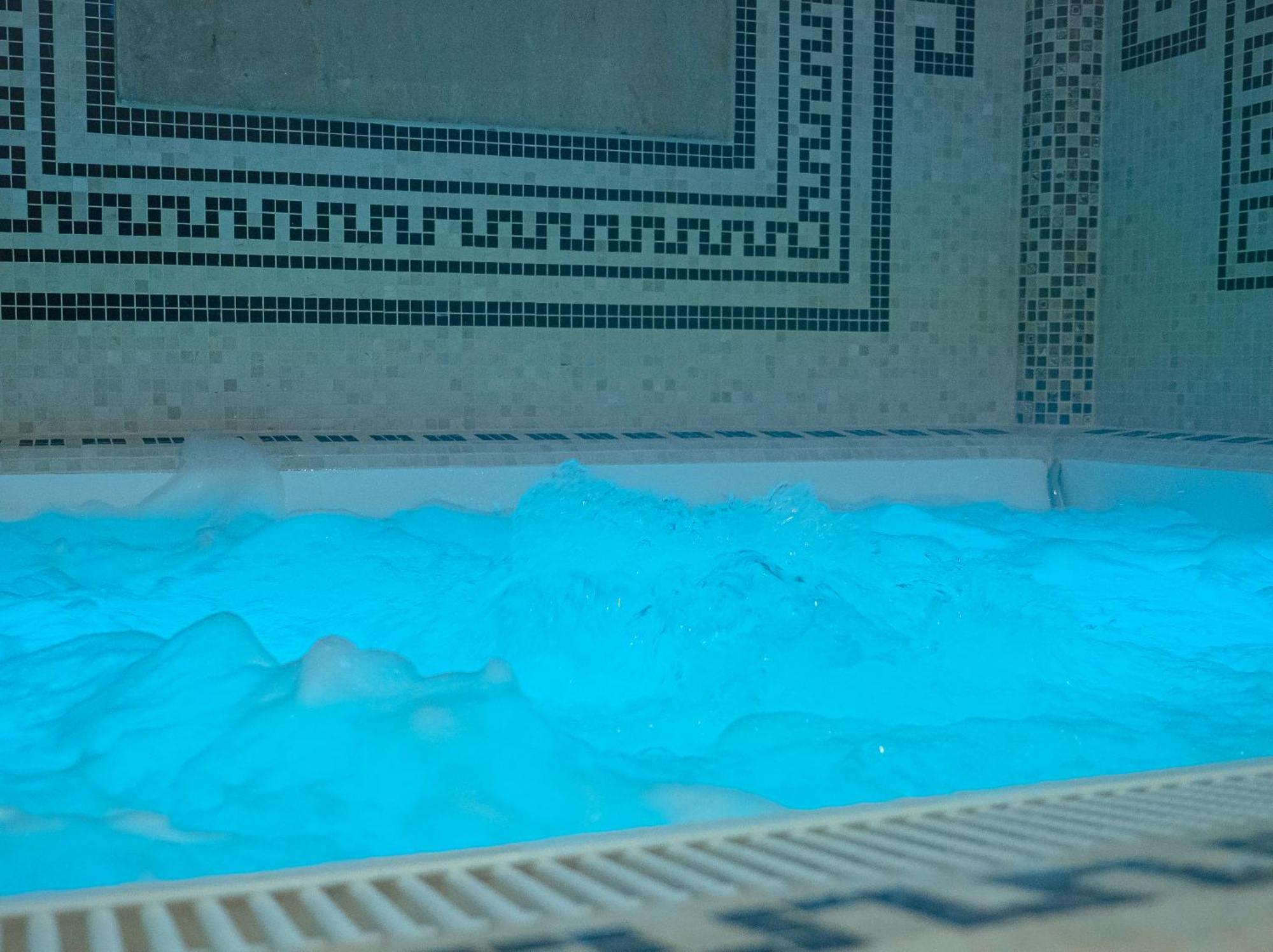 Villa Libosad Jičín Buitenkant foto